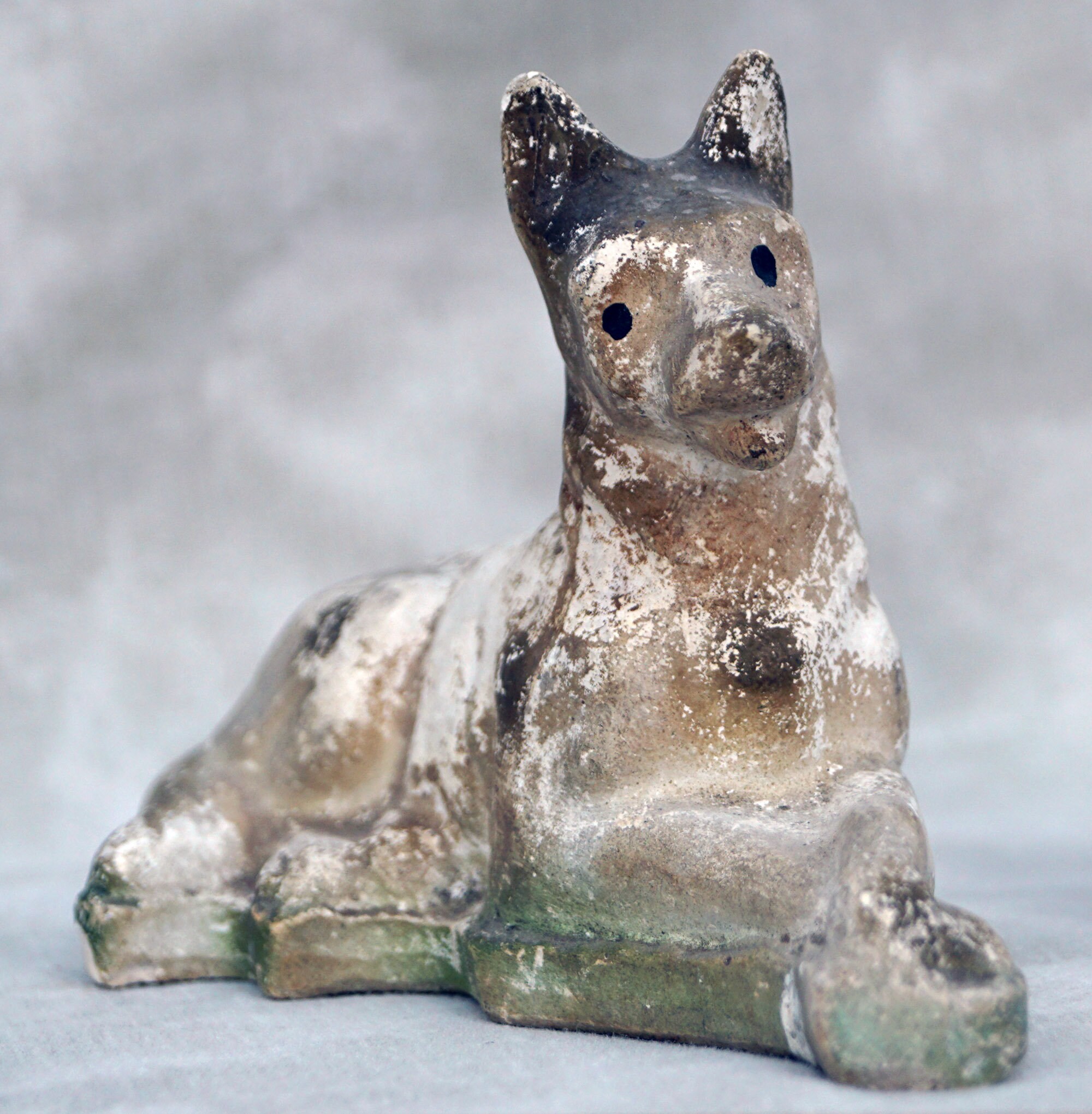 Vintage CHALKWARE GERMAN SHEPHERD Dog Statue: Very Collectible