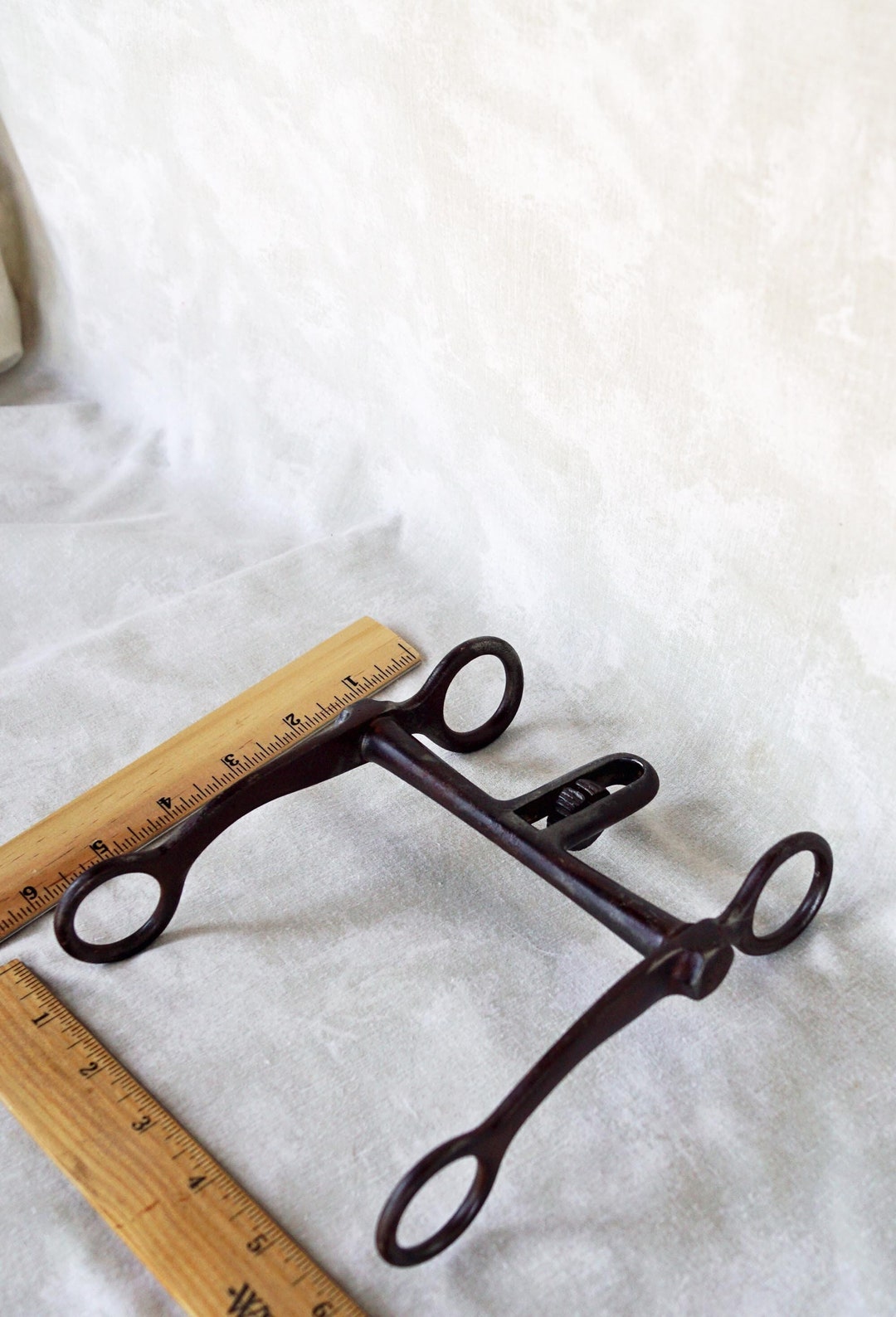 ANTIQUE WESTERN Horse BIT With Roller in It's Port. Old Silky Cast Iron