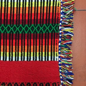 Couverture tissée à la main portugaise vintage (années 1960) - 3 motifs uniques - Textiles tissés authentiques, décoration d&#39;intérieur traditionnelle