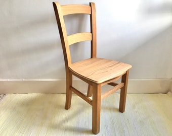 Stuhl aus massivem Kiefernholz (1990er Jahre)