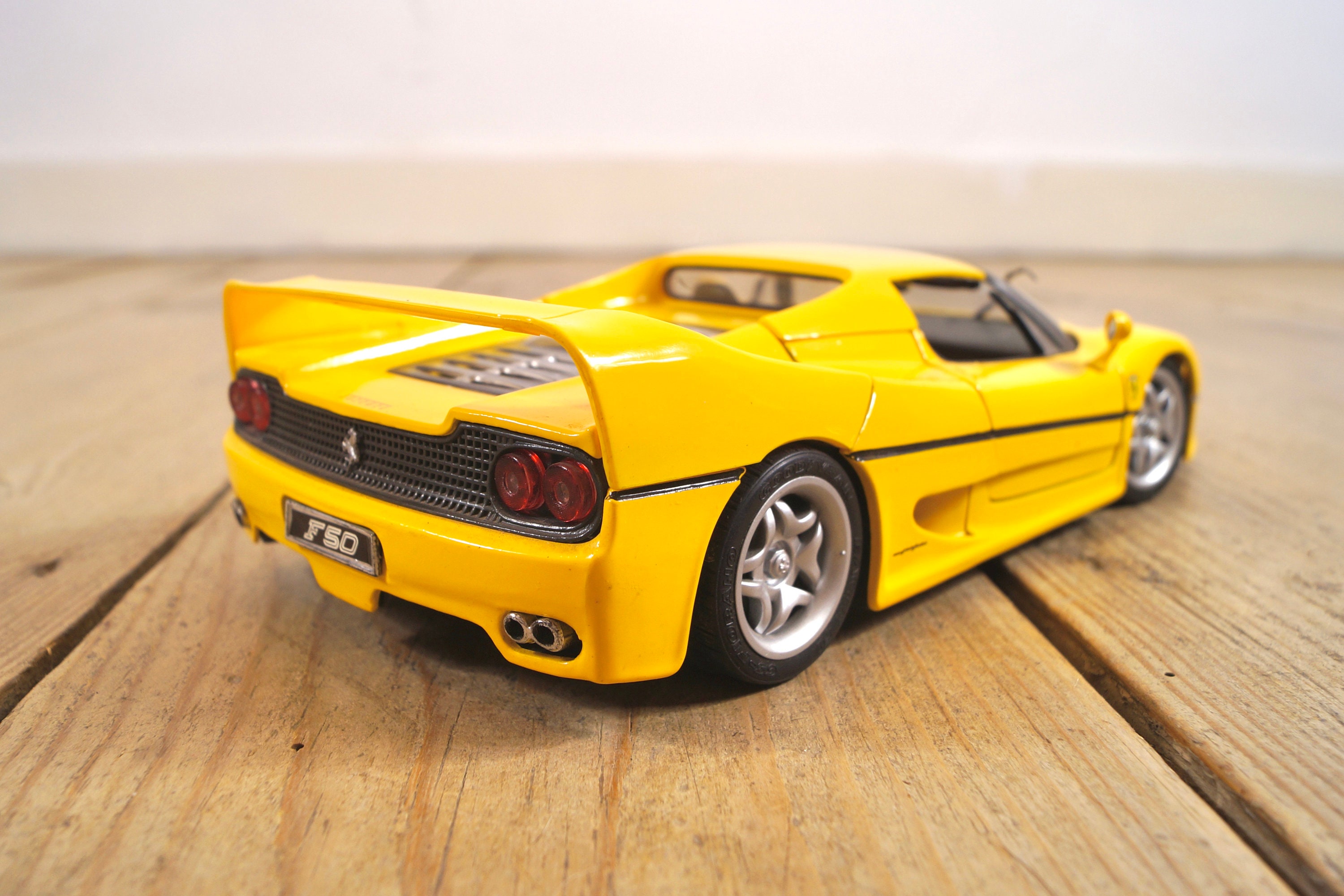 Rare Vintage Yellow Ferrari F50 Scale 1:18 Model Car – 1990s
