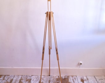 Vintage houten ezel: lichtgewicht displaystandaard voor kleine kunst