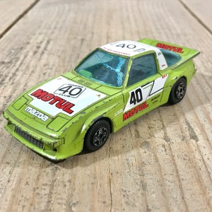 Modello di auto d&#39;epoca Mazda RX-7 di Burago (anni &#39;80)
