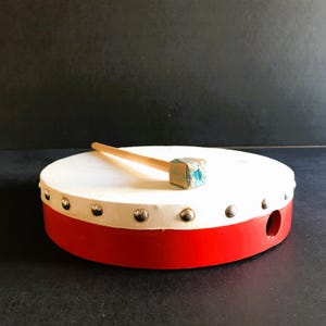 Montessori-Inspired Vintage Frame Drum – A Musical Toy for Kids