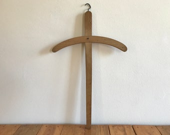 アンティークフランス製木製Tクロスハンガー（1900年代頃