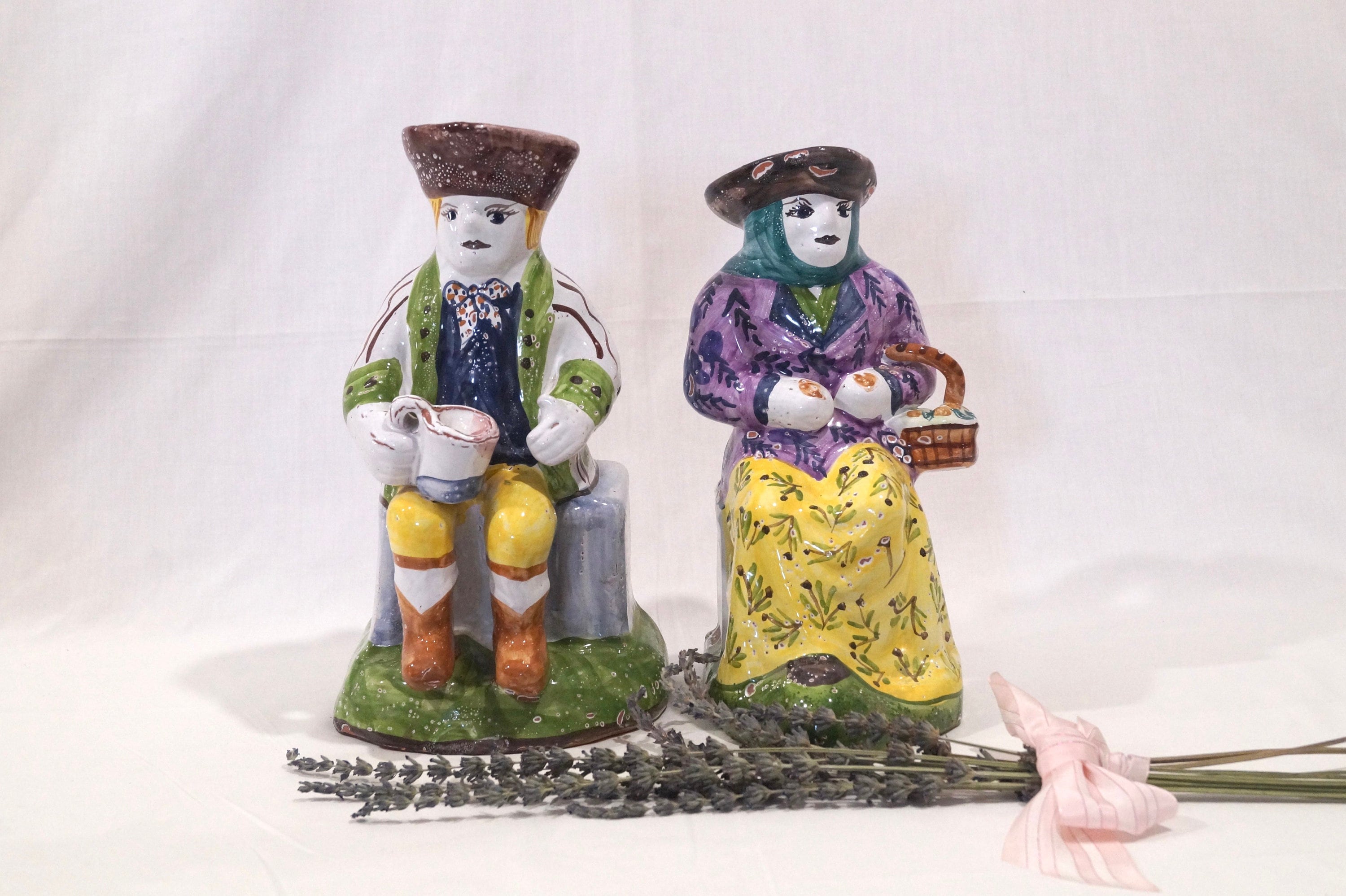 ヴィンテージ 手作り陶器製トビージャグ 2 個セット (1980 年代