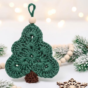 Crochet Pattern-15 minutes- MERRY Christmas Tree Crochet Ornament PDF-Tree Garland Holiday Christmas Decorations Crochet Gifts Winter Decor