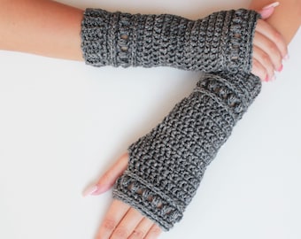 Crochet pattern-HAILEY Crochet fingerless gloves pattern-Women crochet pattern-Wrist Warmers pattern-Fingerless Mitts Pattern PDF Size S-M-L