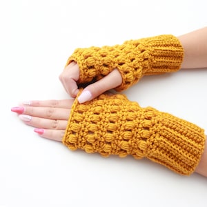 Crochet pattern-HAZEL Crochet fingerless gloves pattern-Women crochet patterns-Wrist Warmers-Fingerless Mittens Pattern Mitt PDF Sizes S-M-L image 2