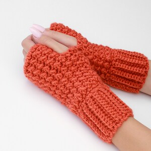 Crochet pattern-PEYTON Crochet fingerless gloves pattern-Women crochet pattern-Wrist Warmers-Fingerless Mitts mitten Pattern PDF Sizes S-M-L image 9