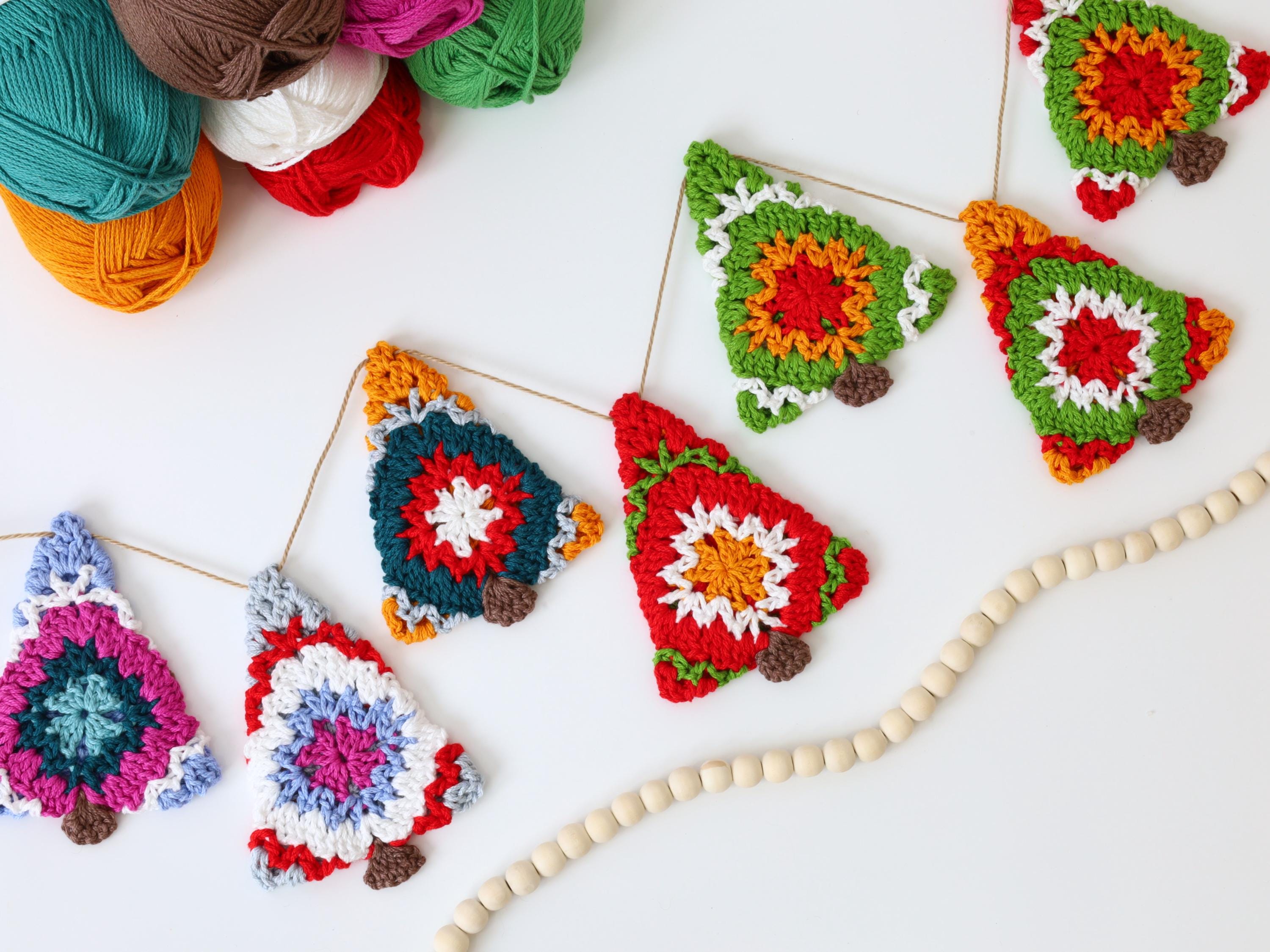 Crochet Pattern- 30 minutes JOLLY Christmas Tree Crochet Ornament- Tree Garland Holiday Christmas Decorations-Christmas Gifts Winter Decor