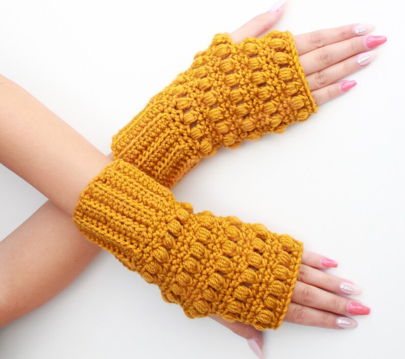 Crochet pattern-HAZEL Crochet fingerless gloves pattern-Women crochet patterns-Wrist Warmers-Fingerless Mittens Pattern Mitt PDF Sizes S-M-L image 6