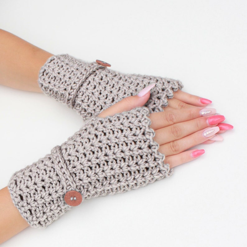 Crochet pattern-DAHLIA Crochet fingerless gloves pattern-Women crochet pattern-Wrist Warmers pattern-Fingerless Mitts Pattern PDF Size S-M-L image 2