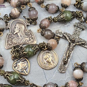 Jesus Mary Tween Herzen Rosenkranz-Pfirsich Mondstein & Vintage Bronze Gebetskette