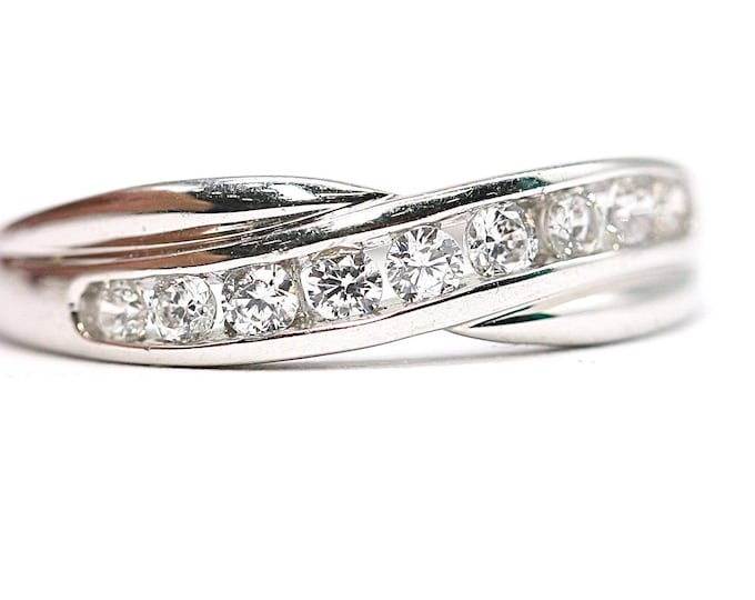 Sparkling 9ct white gold Cubic Zirconia band - fully hallmarked - size N or 6 1/2