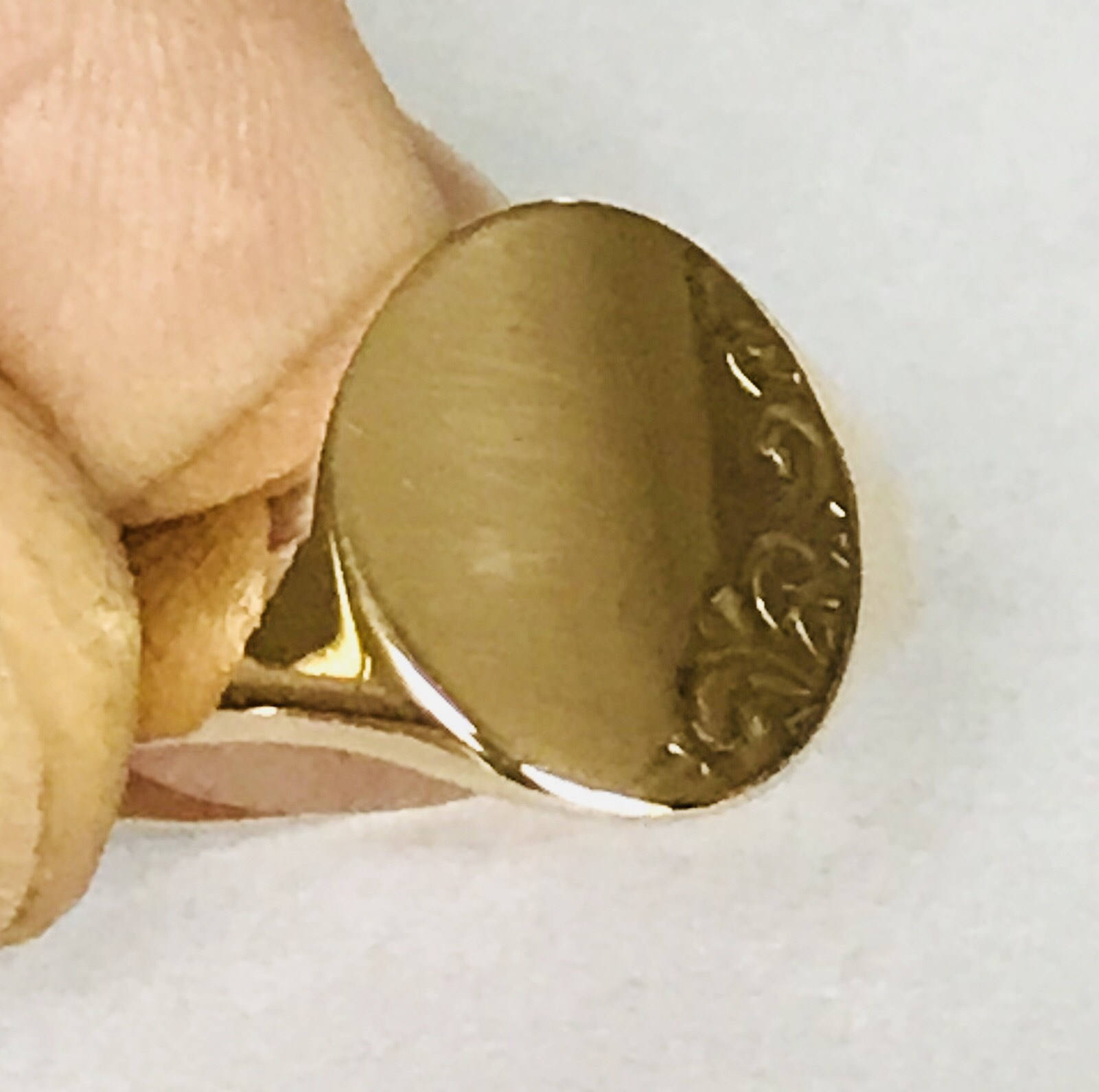 Superb vintage 9ct yellow gold men's ring Birmingham 1984