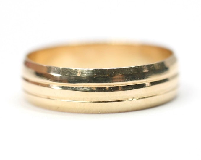 Vintage 9ct gold band / wedding ring - fully hallmarked - size M or US 6