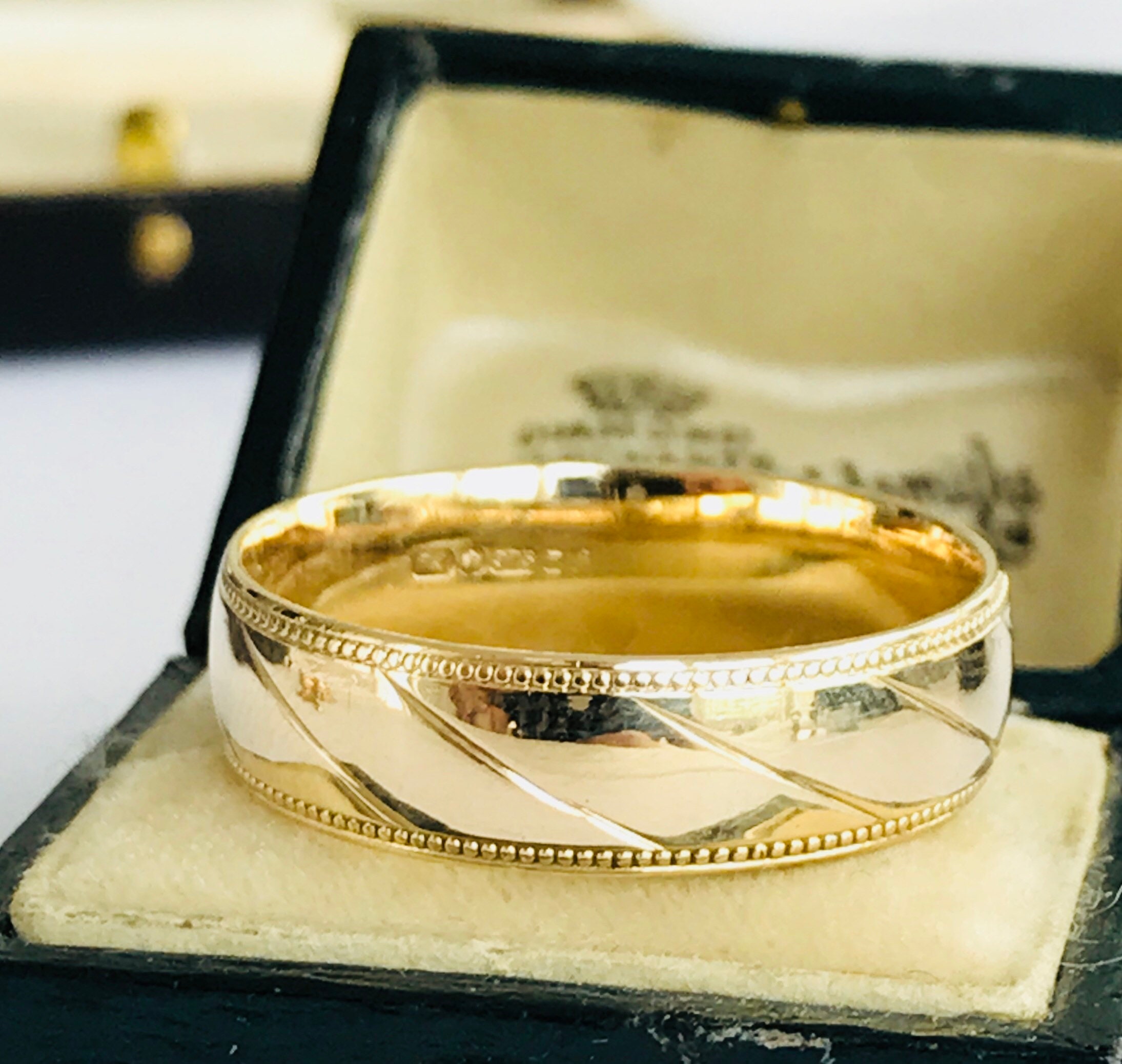 Stunning vintage 9ct yellow gold Men's wedding ring - hallmarked London ...