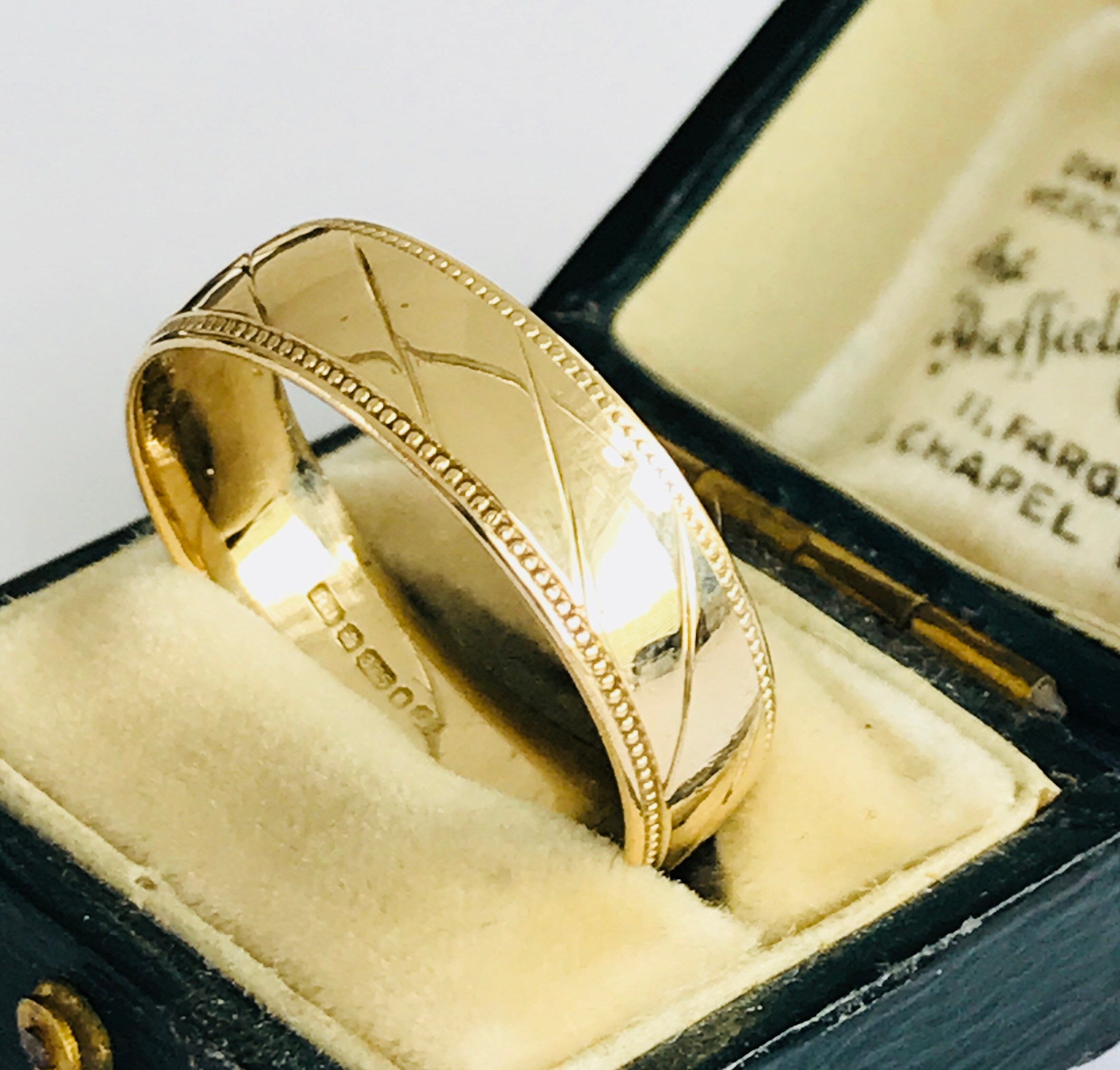 Stunning vintage 9ct yellow gold Men's wedding ring - hallmarked London ...