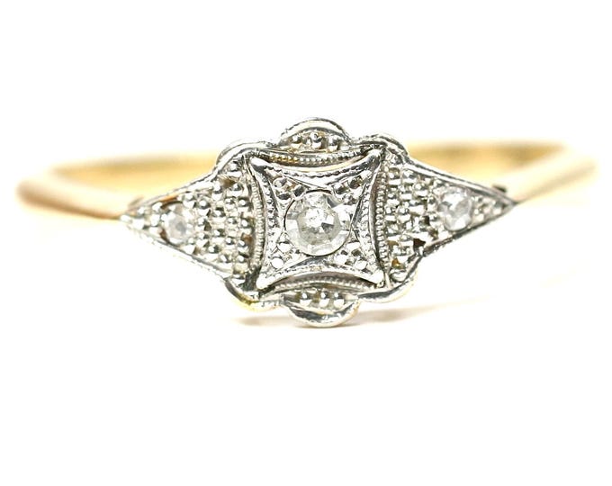 Stunning Art Deco 18ct gold and Platinum diamond ring - size S or US 9