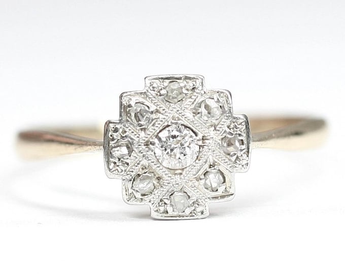 Art Deco 18ct gold & Platinum Diamond ring - size S 1/2 or US 9 1/2