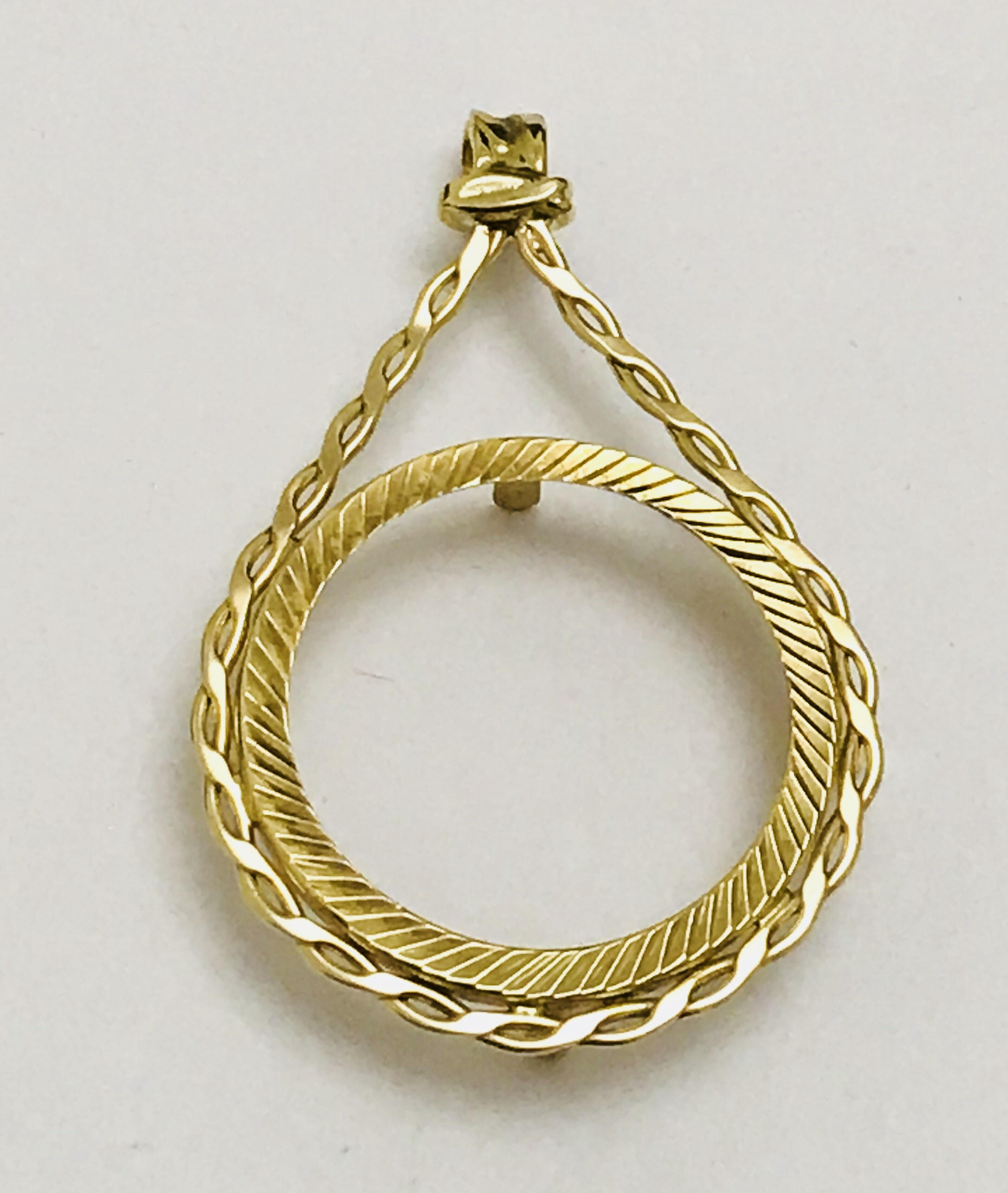 Super vintage 9ct yellow gold full Sovereign mount - hallmarked ...