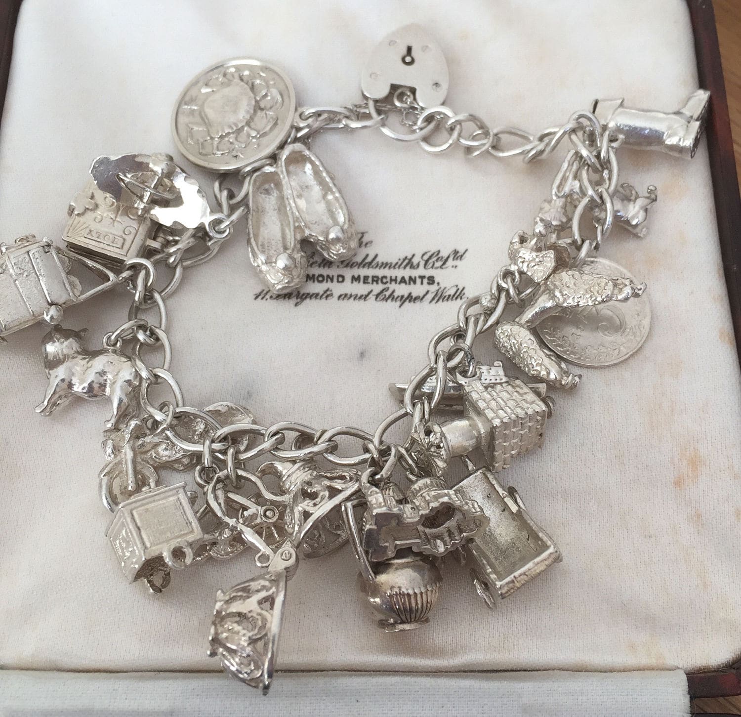 Super vintage Sterling silver charm bracelet - 17 charms **Reserved for ...