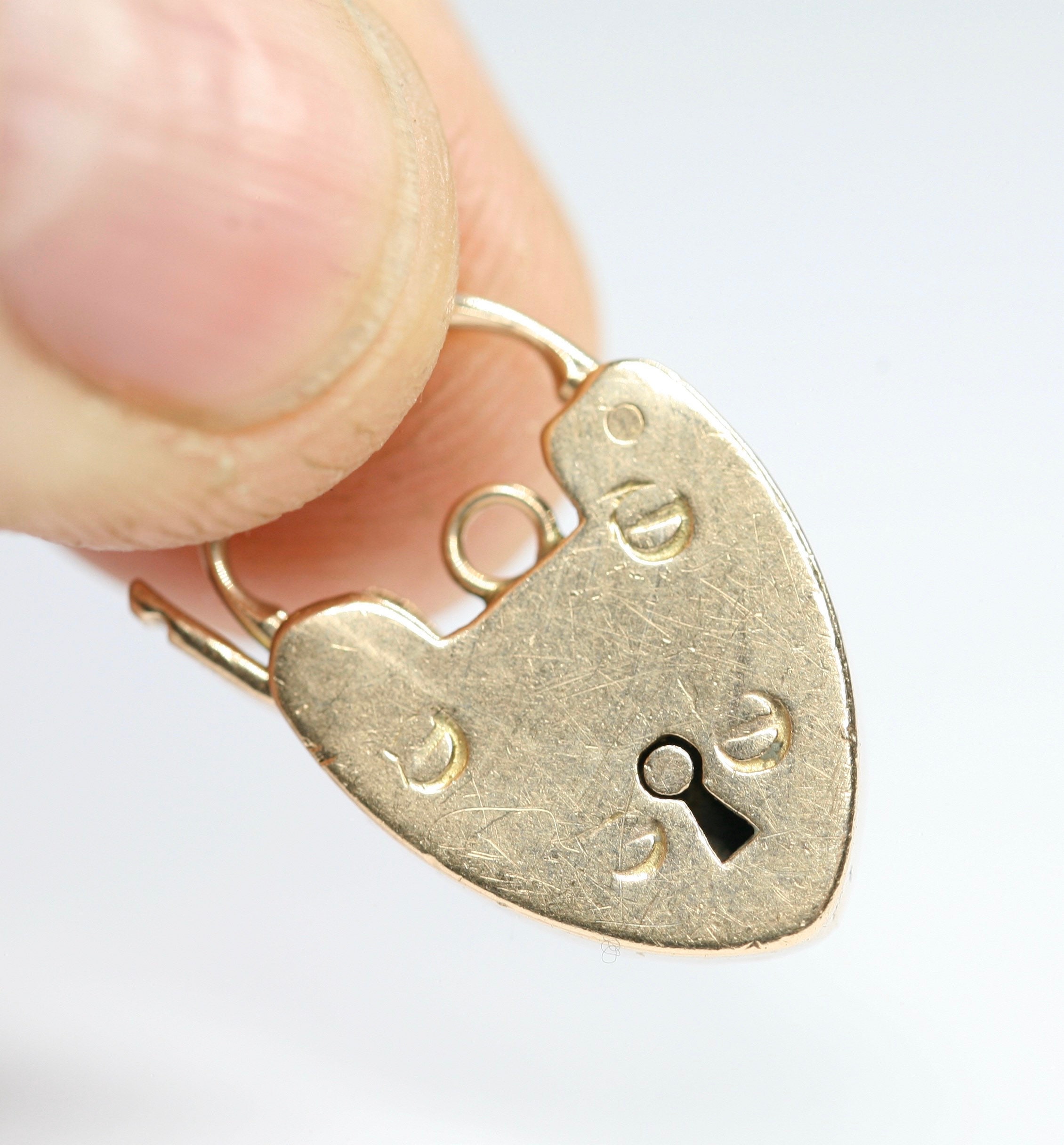 Antique 9ct rose gold padlock for charm bracelet / necklace