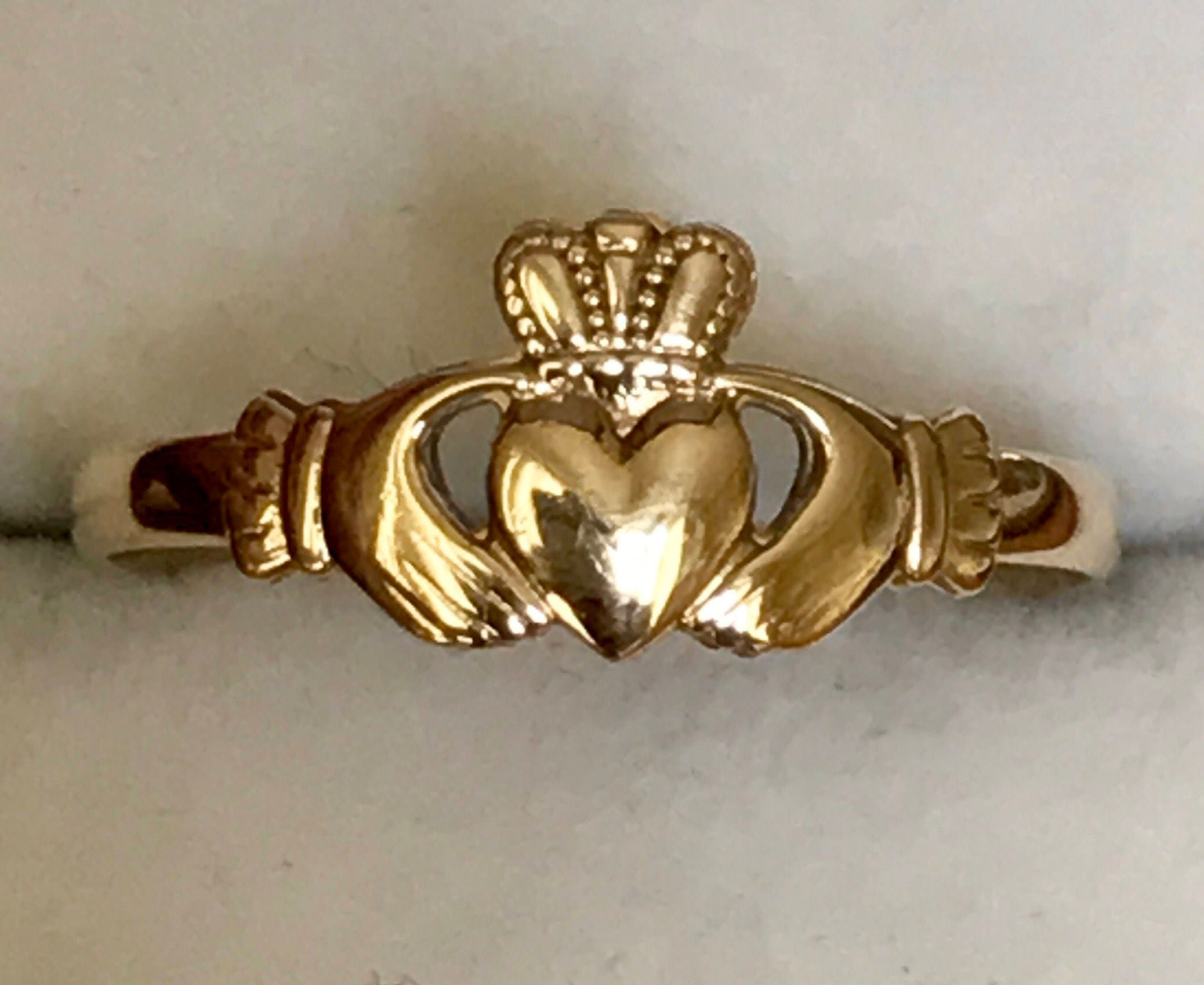 Stunning vintage 9ct gold Claddagh ring Made in Ireland