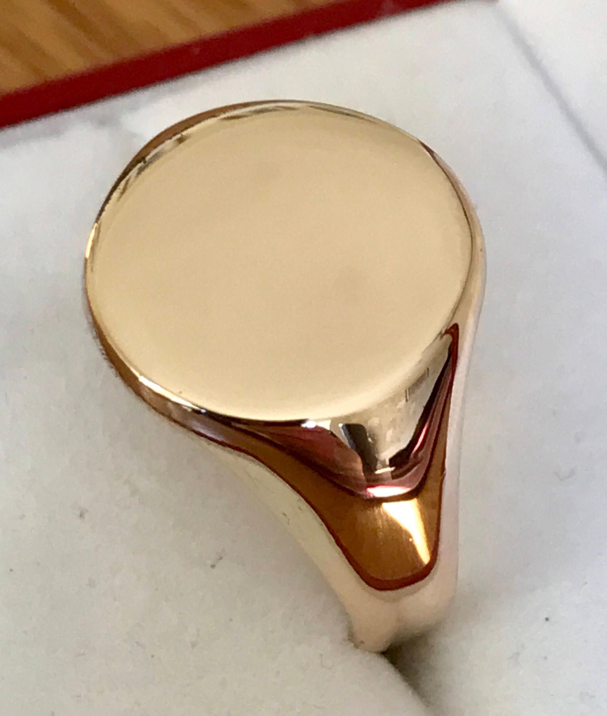 Superb heavy vintage 9ct gold men's ring