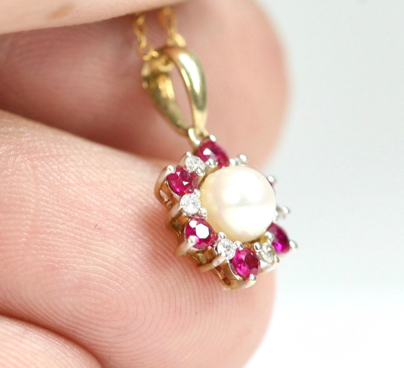Vintage 9ct gold Pearl, Ruby & Diamond pendant 16 inch necklace - fully