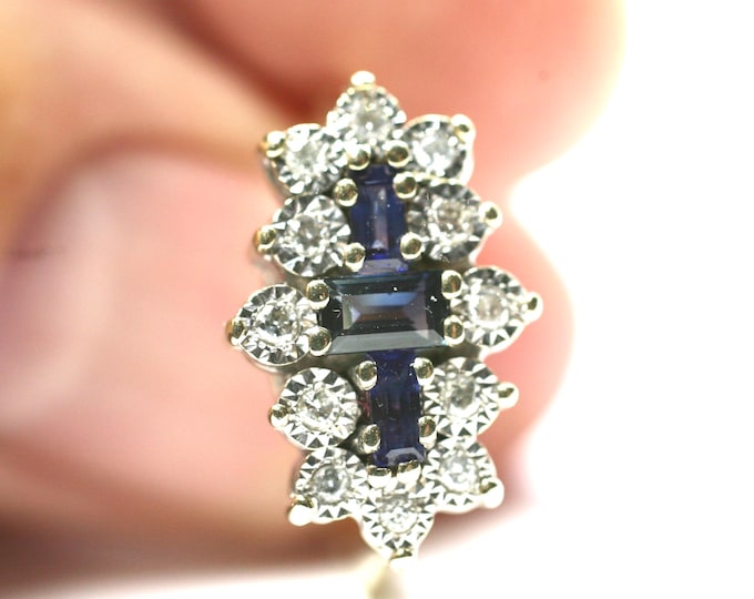 9ct gold Sapphire and 0.15 carat Diamond dress ring - fully hallmarked - size N or US 6 1/2
