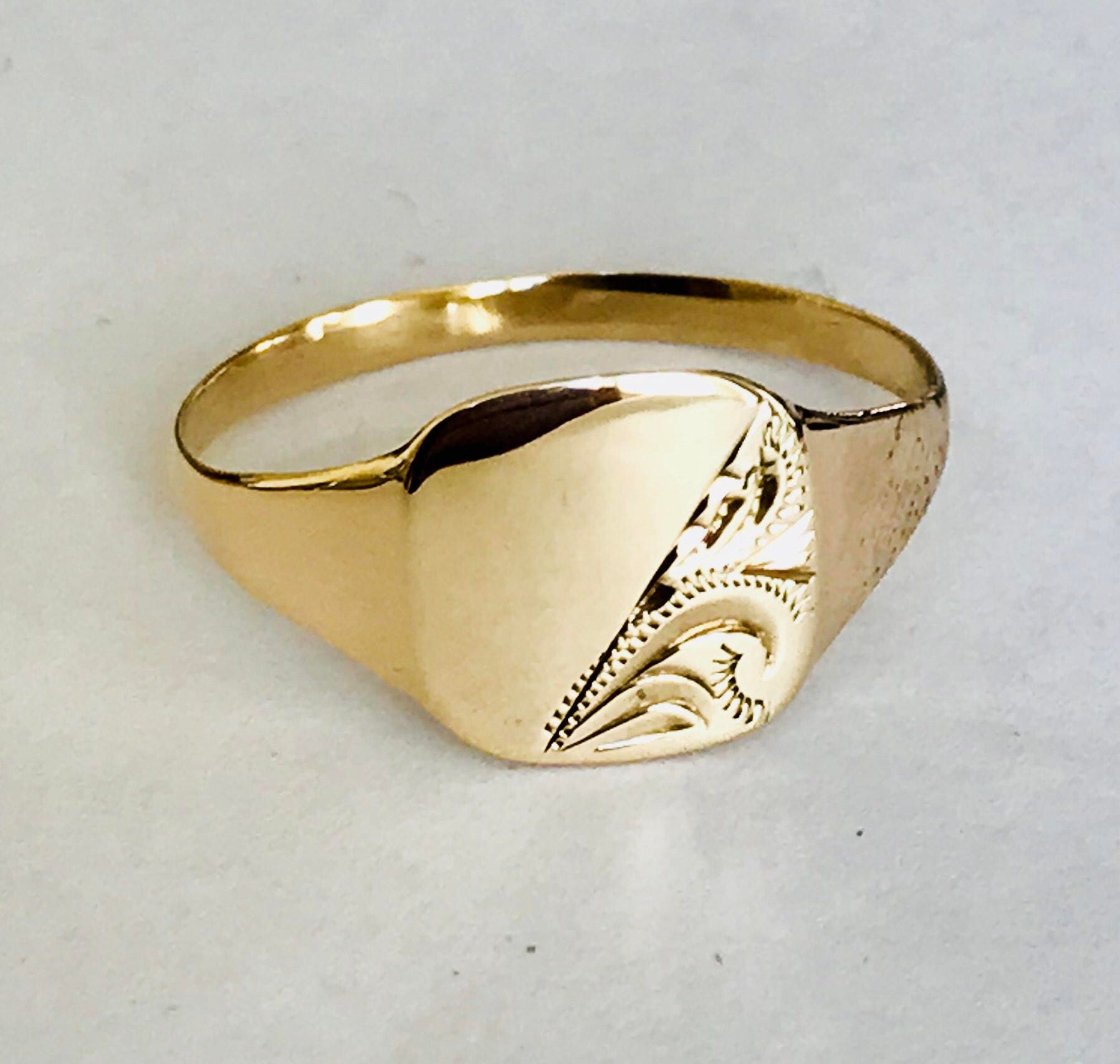 Large size vintage 9ct yellow gold Men's signet ring - fully hallmarked ...