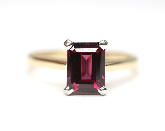 Superb vintage 18ct white and yellow gold Garnet ring - Sheffield 2002 - size N or US 6 1/2
