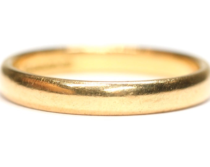 Antique 22ct gold wedding ring - hallmarked Birmingham 1930 - size M or US 6