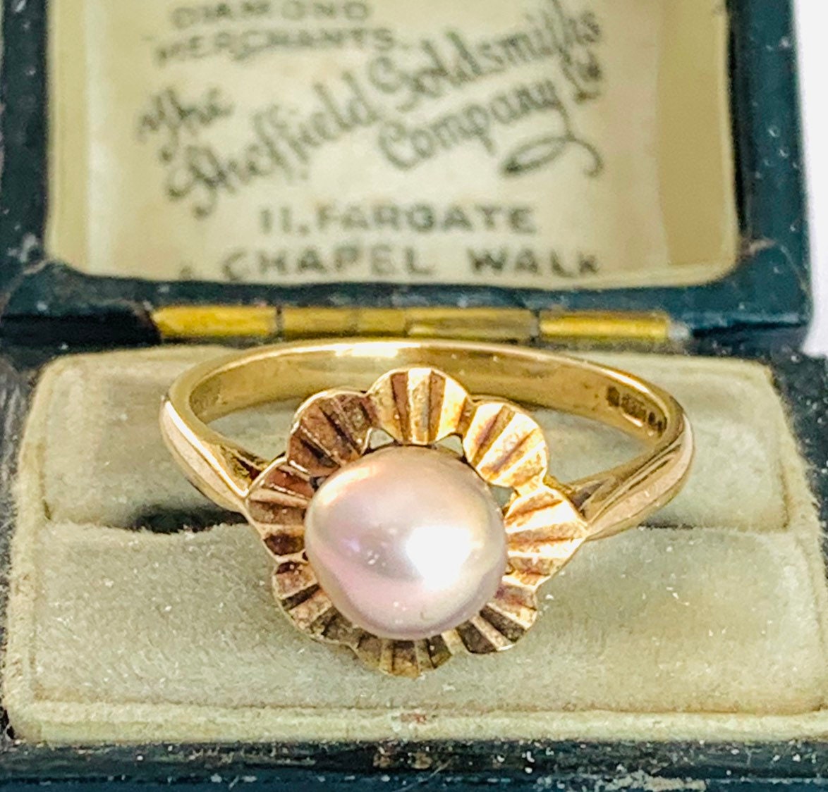 South Sea Pearl and Argyle Pink Diamond Vault Ring in 18ct White Gold –  Hardy Brothers Jewellers