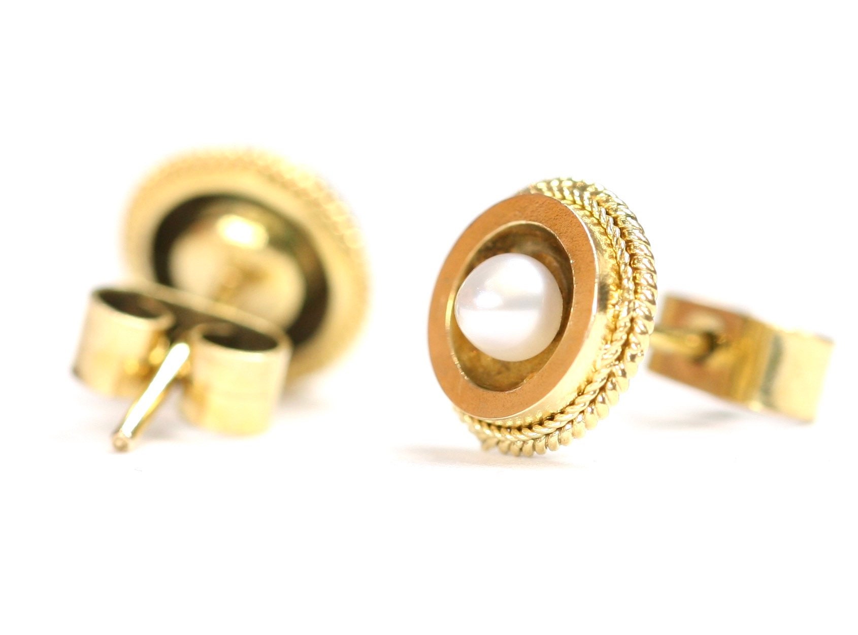 Antique 9ct yellow gold natural Pearl stud earrings