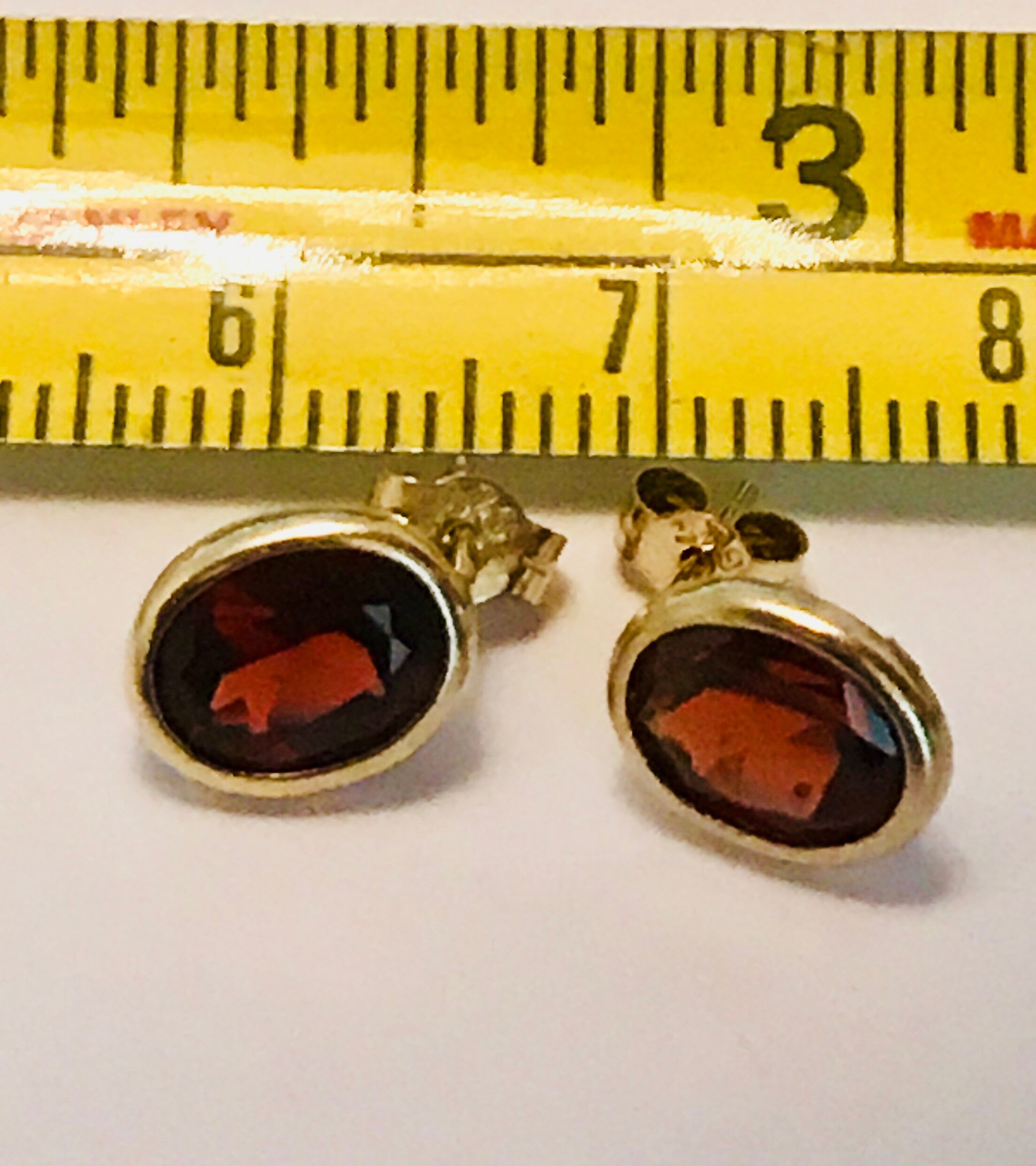 Vintage 9ct gold stud earrings