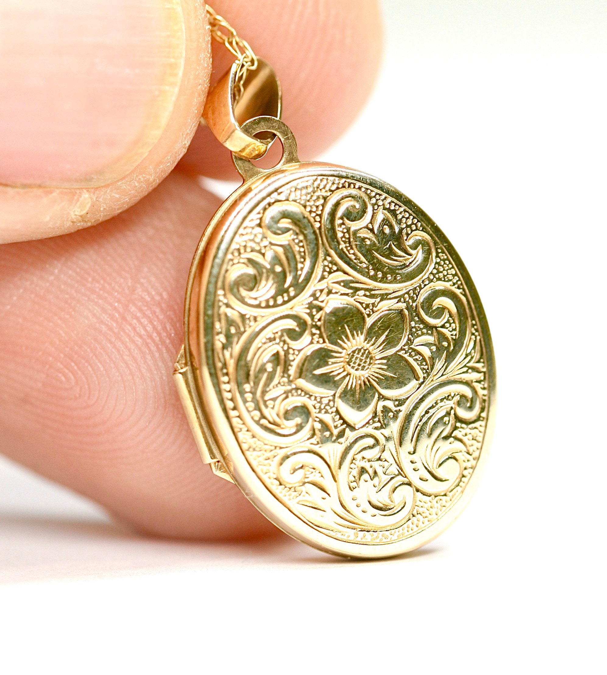 Superb vintage 9ct yellow gold double Locket 18 inch necklace fully