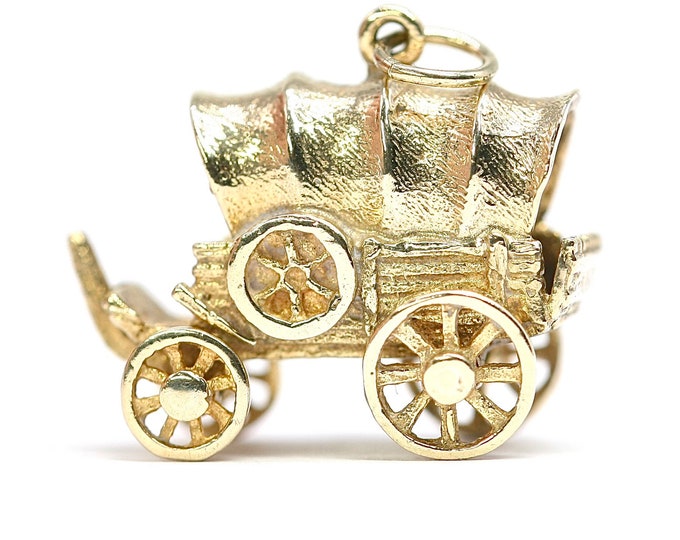 Superb vintage 9ct gold Stagecoach charm - fully hallmarked - 4.5gms