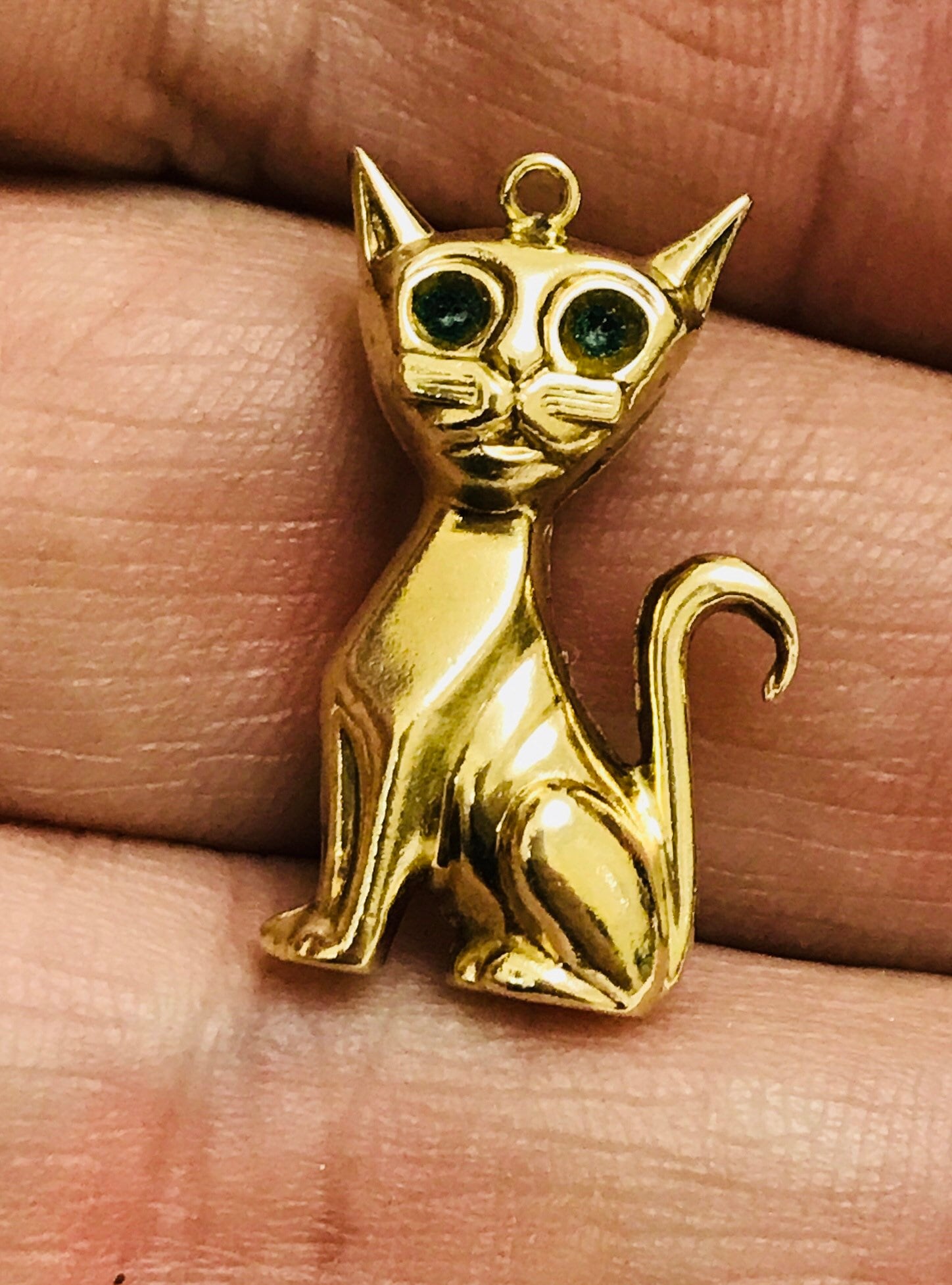 Super vintage 9ct yellow gold Cat charm / pendant hallmarked