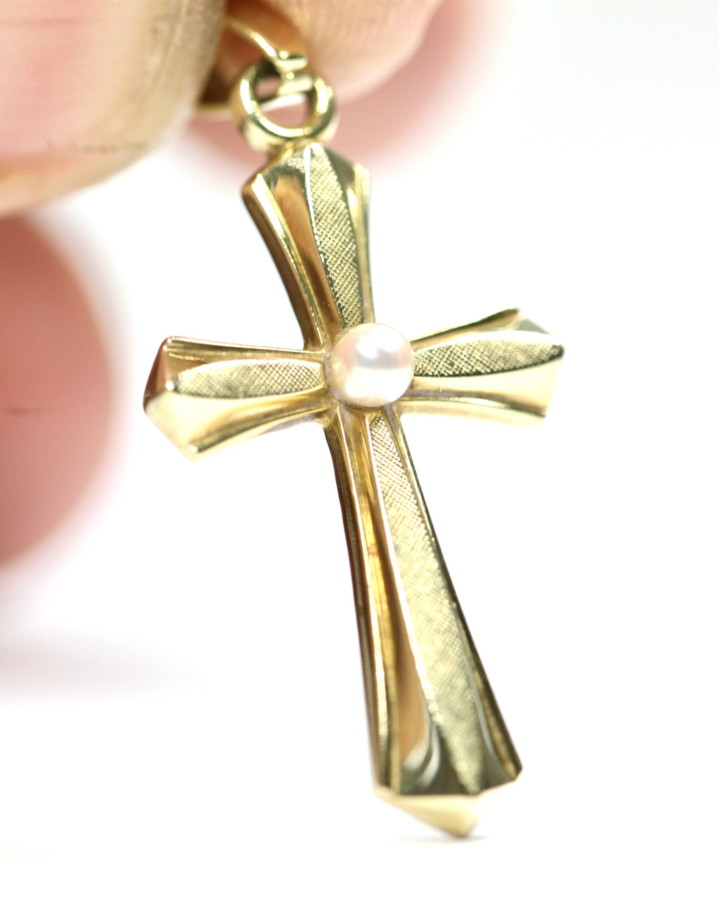 Superb vintage 14k yellow gold Cross pendant with cultured pearl ...