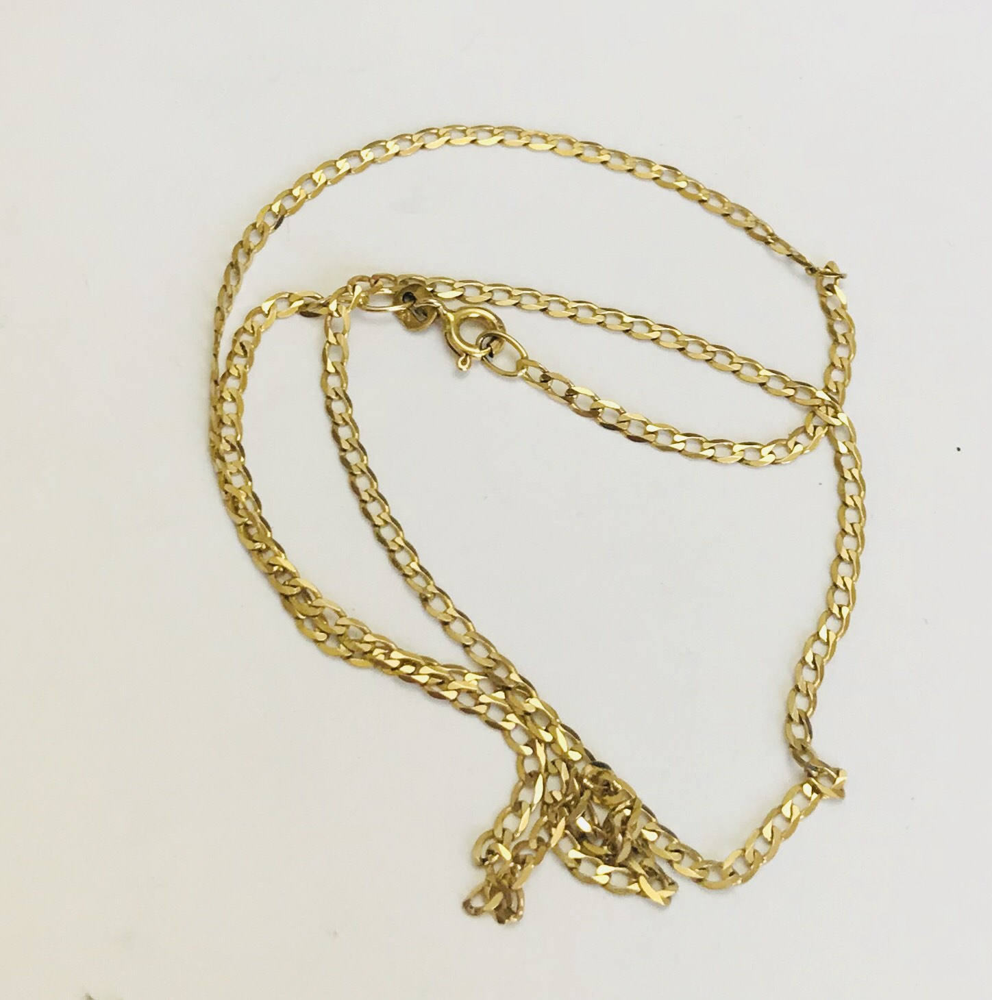 Lovely vintage 9ct yellow gold 18 inch flat link chain - fully hallmarked