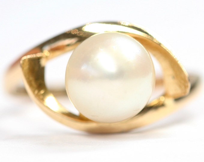 Reduced***Superb vintage 18ct yellow gold Cultured Pearl ring - fully hallmarked - size L or US 5.5