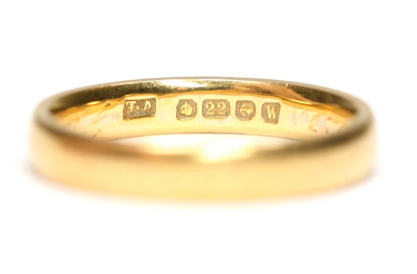 Superb antique 22ct gold wedding ring hallmarked Birmingham 1921
