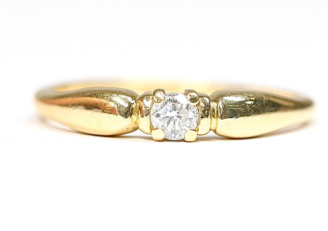 yellow gold solitaire ring with simple platium wedding band yellow gold solitaire ring with simple platium wedding band