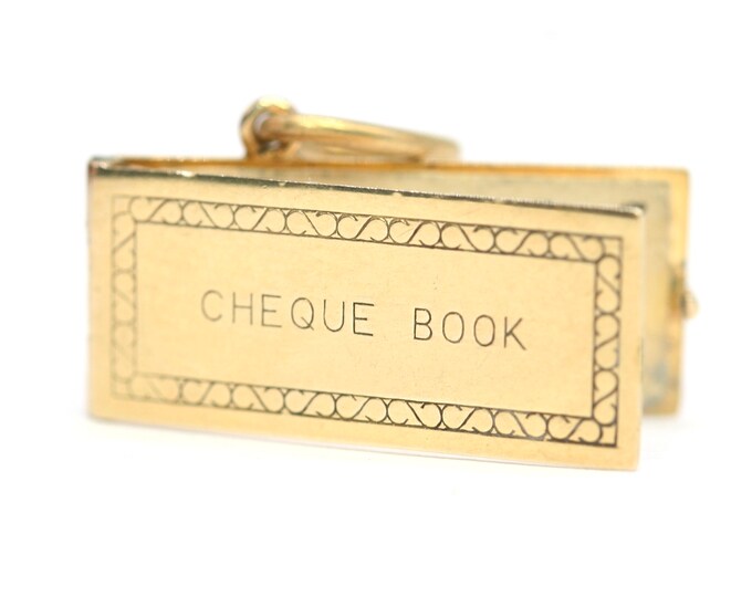 Vintage 9ct gold Cheque Book charm - hallmarked London 1972