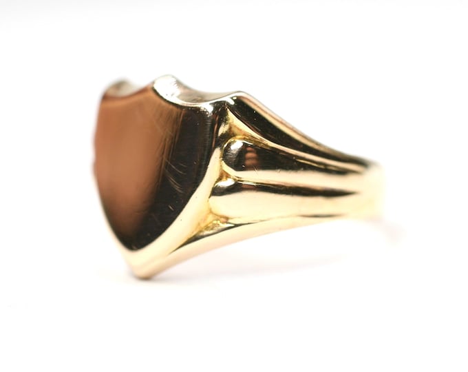 Antique 9ct rose gold Shield shaped signet ring - hallmarked London 1916 - size U or US 10 1/4