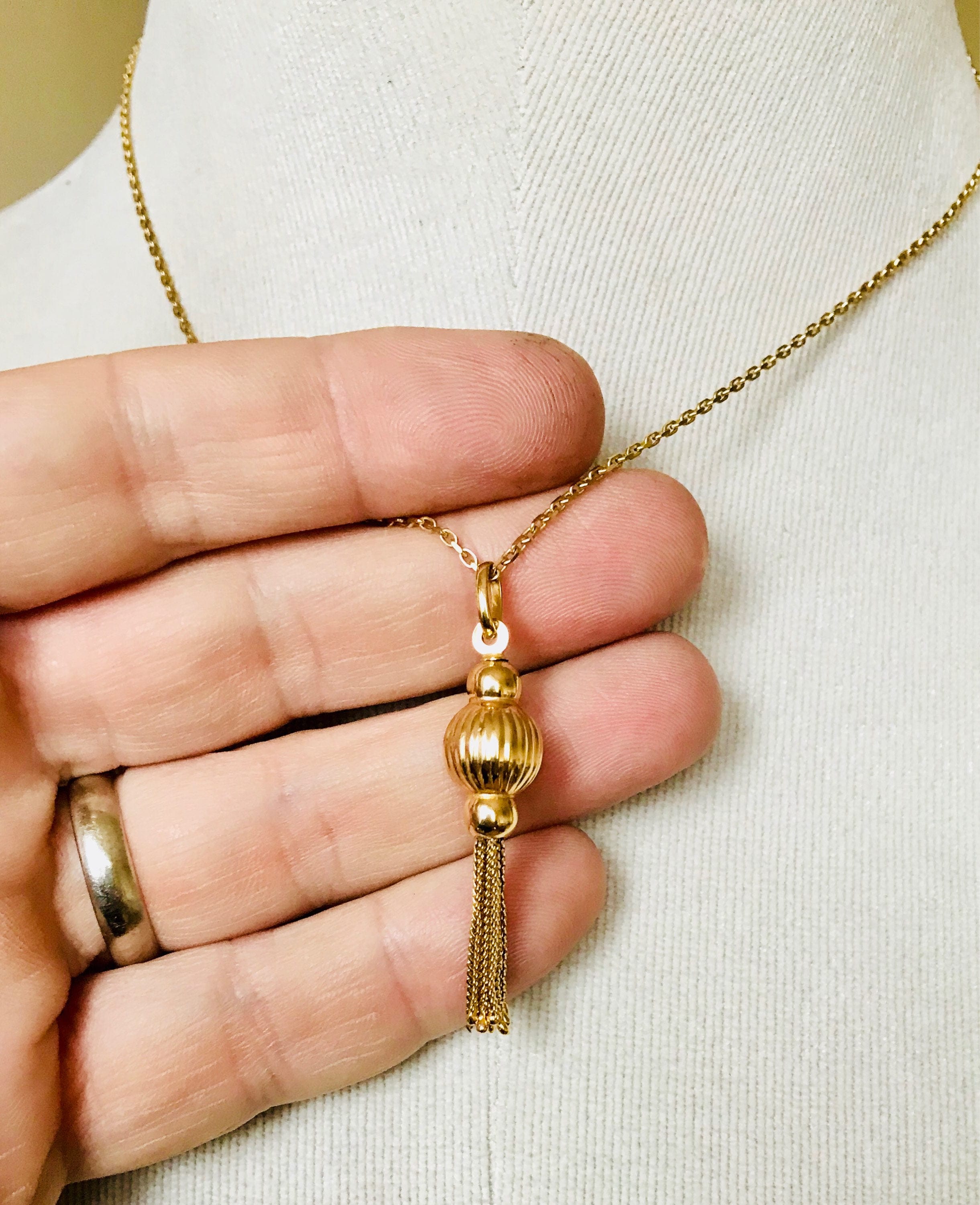 9ct gold hotsell tassel necklace
