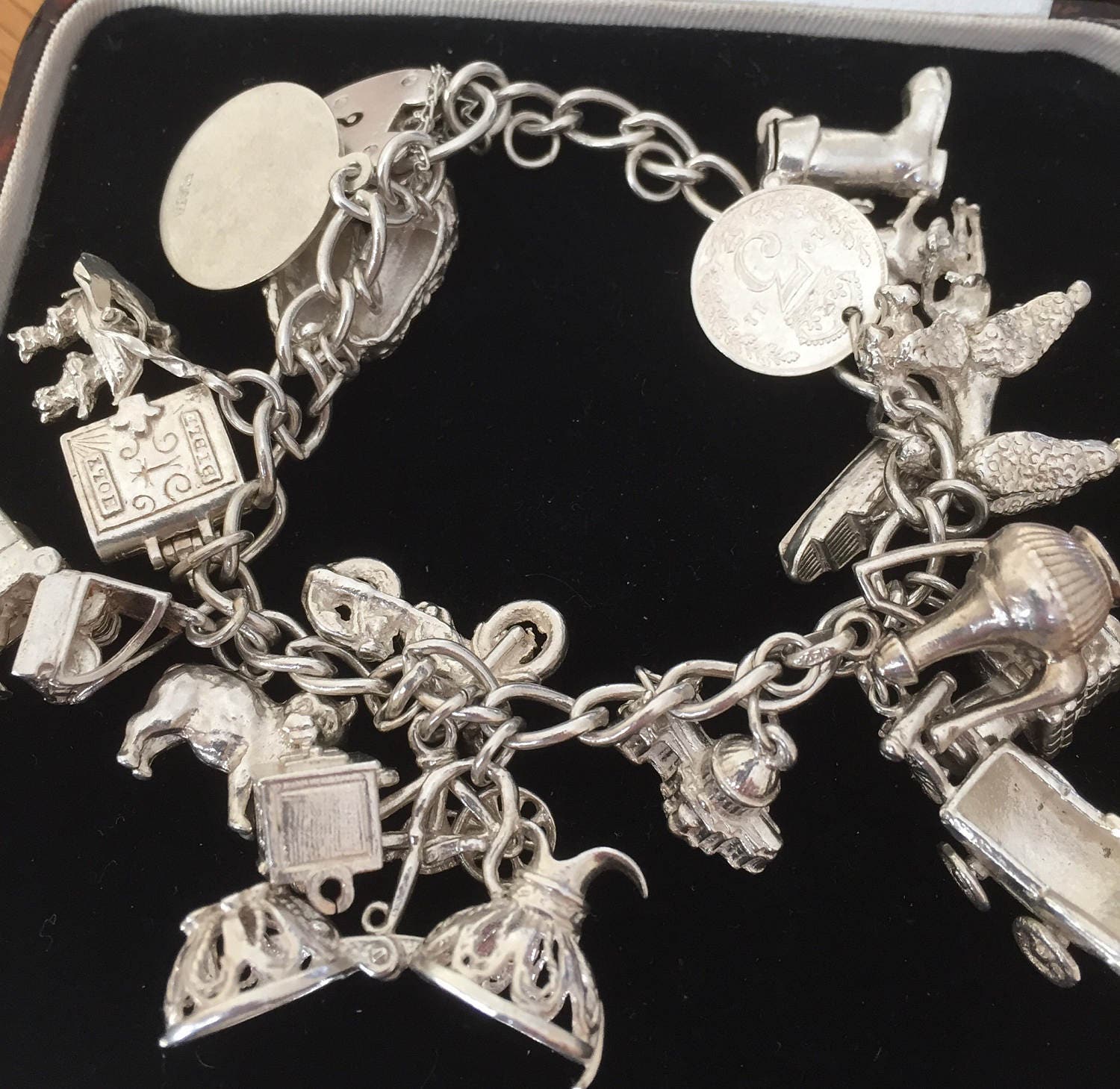 Super vintage Sterling silver charm bracelet - 17 charms **Reserved for ...